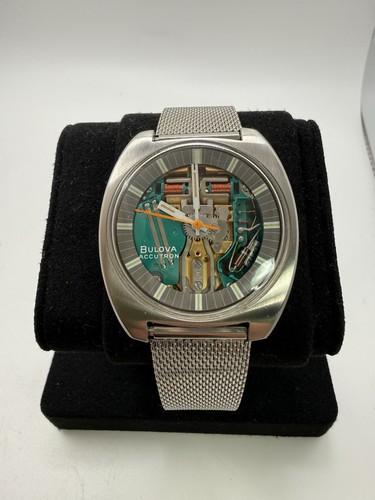 Bulova accutron spaceview 770 - accutron,