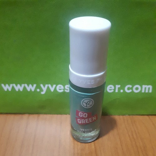 Yves rocher smalto - smalto, verde