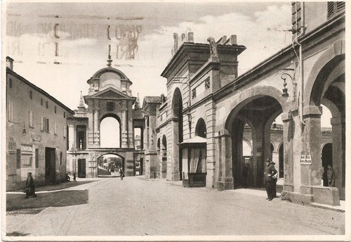 Bologna arco del - bologna, meloncello