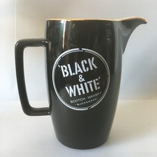Black white scotch whisky - &,