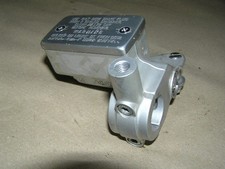 Pompa freno SUZUKI VL 800