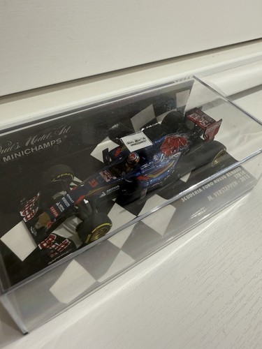 Minichamps scuderia toro - scuderia,
