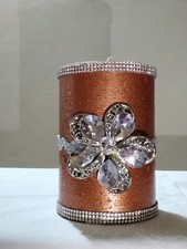 Candela decorata con strass e