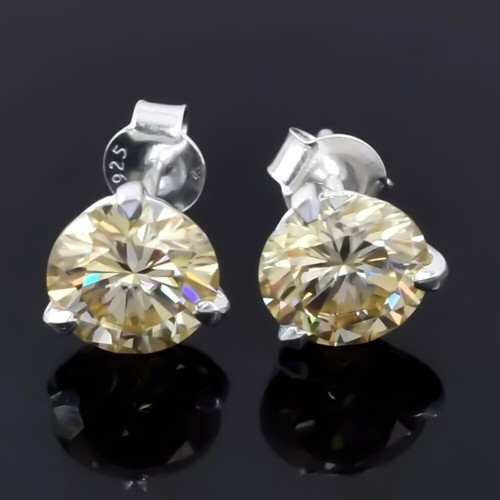 Orecchini perno con diamanti - a,