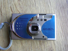 Minolta DIMAGE G400 4,0
