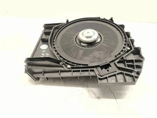BMW 5 Touring F11 Subwoofer