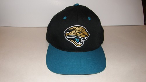 Cappellino aderente