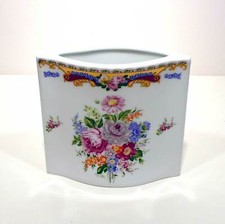 Vaso portafiori in porcellana