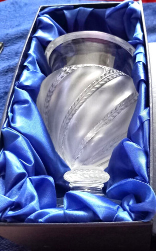 Vaso lalique lusso smerigliato - lalique,