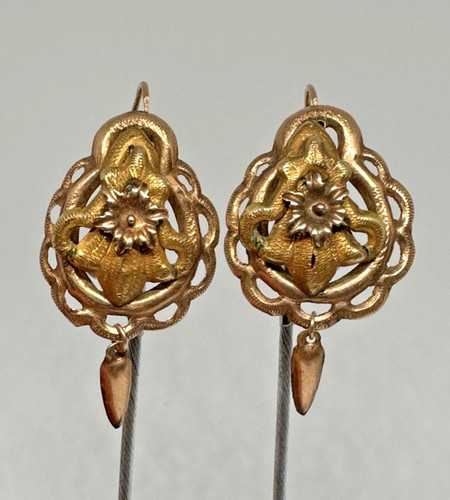Antique gold leverback - 9k,