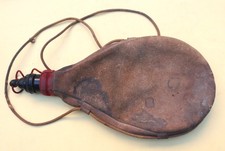 VECCHIA BORRACCIA IN PELLE