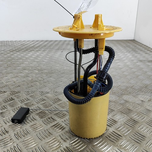 Pompa carburante serbatoio