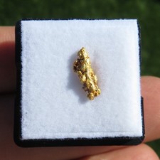 Minerali *** RARA PEPITA d'ORO