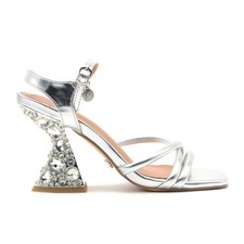 Kharisma sandalo elegante con