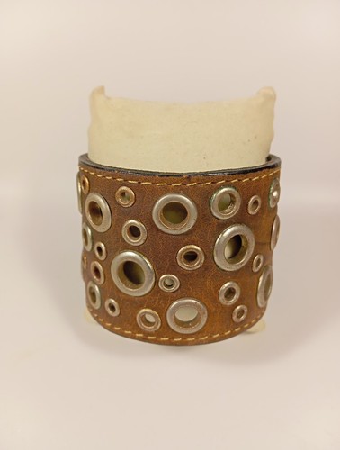 Bracciale artigianale borchie - bracciale,