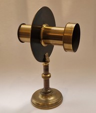 Un grande prisma Nicol per