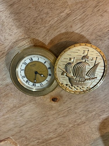 Bellissima sveglia portatile