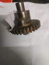 Albero a camme con ingranaggio