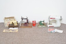 4x Child’s sewing machines