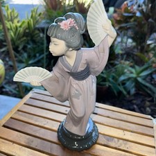 Lladro Madame Butterfly geisha