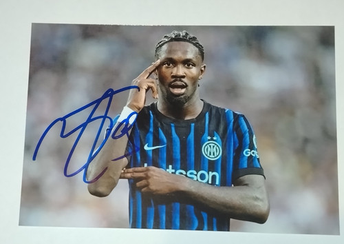 Autografo marcus thuram foto - thuram,
