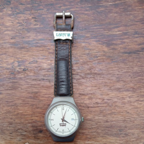 Raro orologio analogico