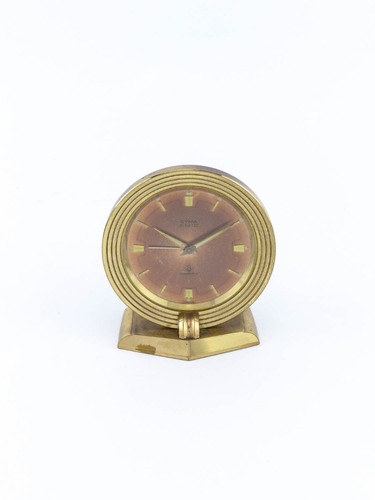 Bellissimo piccolo orologio
