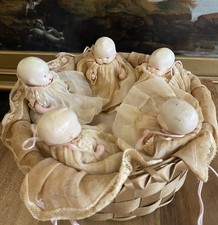 DIONNE QUINTUPLET in cesto