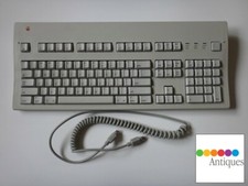 Apple Extended Keyboard II for