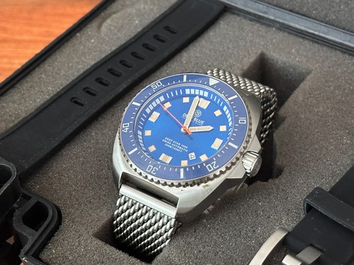 Deep blue star - blue,