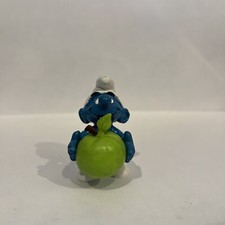 PUFFI SMURFS PUFFO CON MELA SMURF APPLE   1982 Germania vintage