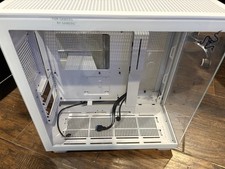 NZXT H9 Flow 2-Layer Middle