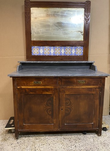 Credenza con specchio primi