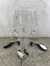 106750 Parabrezza Con Staffe e