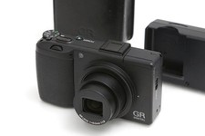 Fotocamera digitale compatta