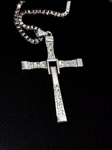 Collana ventaglio attore - collana,