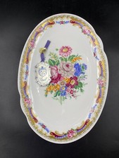 Piatto per torta portate