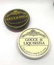 vecchie ed antiche scatole di