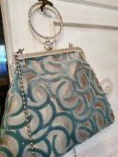 Borsa artigianale con chiusura bracciale con cristalli 