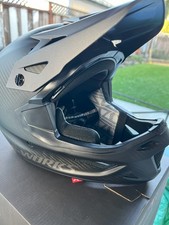 Casco integrale piccolo