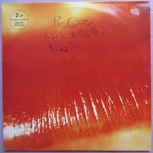 The cure kiss - -, me