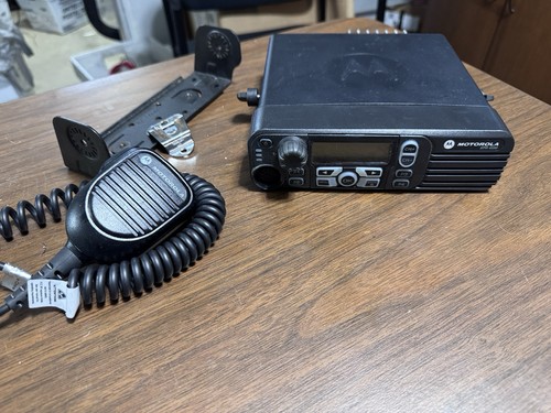 Motorola xpr4550 uhf - uhf, 450-512