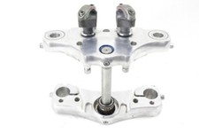 HARLEY DAVIDSON ELECTRA GLIDE PIASTRE FORCELLA +3° INCLINAZIONE (LAVORAZIONE CNC