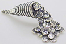 Statuina portafortuna