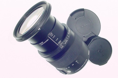 Sigma 8 4 dc macro - 17-70,