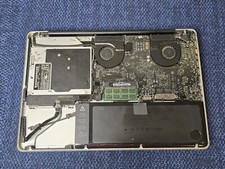 Apple MacBook Pro 15.4" For