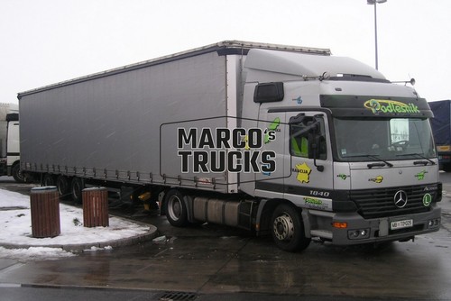 Foto camion mercedes benz - foto, mercedes-benz