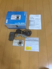 Olympus FE-200 fotocamera