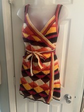 Abito nuovo con etichetta Farm
