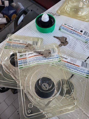 Tappo serbatoio per - per, 126